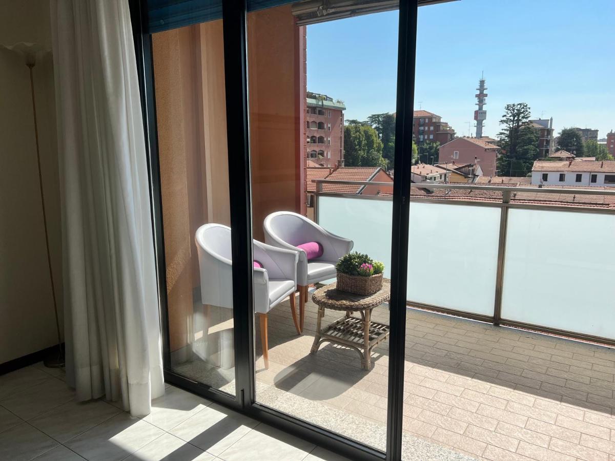 Bnbook Pero Figino Rho Fiera, 2 Camere Da Letto E 2 Bagni Exterior foto